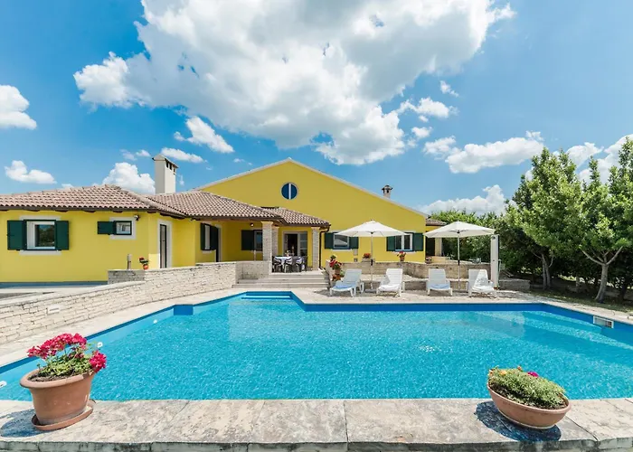 Villa Ana With Large Pool