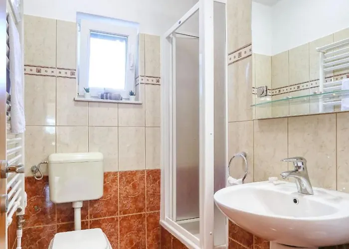 Ana With Large Pool Villa *