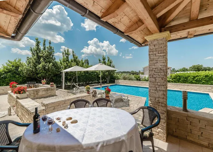 Villa Ana With Large Pool