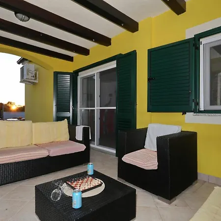 Ana With Large Pool * Lovinac